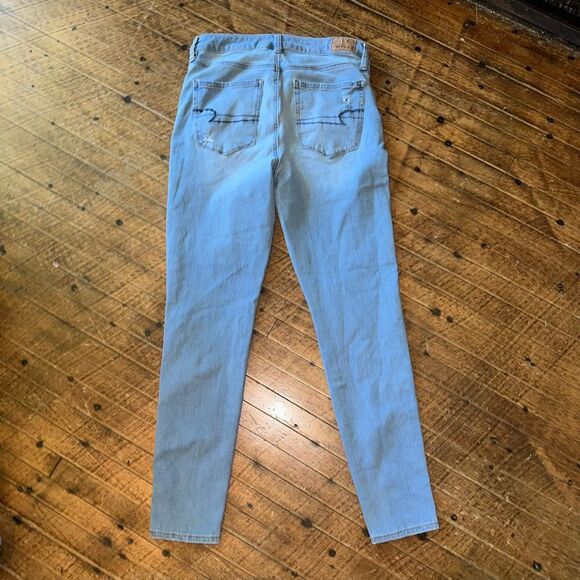 American Eagle 8 light wash super hi-rise normcore jeggings - Picture 3 of 3
